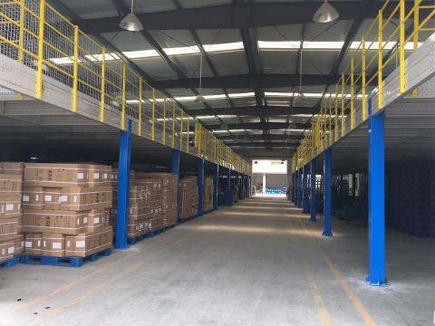 鋼結(jié)構(gòu)平臺(tái)